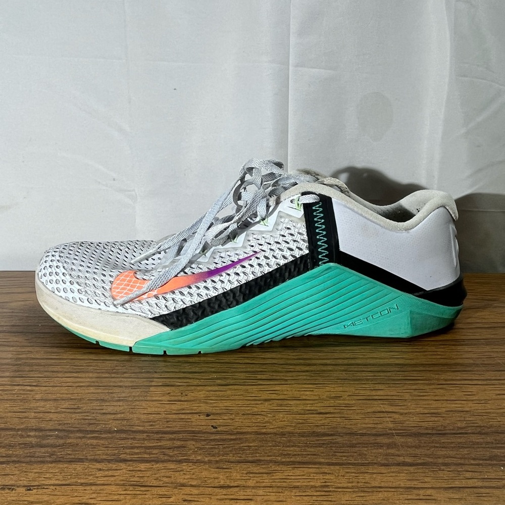 Size 10 Nike Metcon 6  White Grey Jade shoes CK9388-020